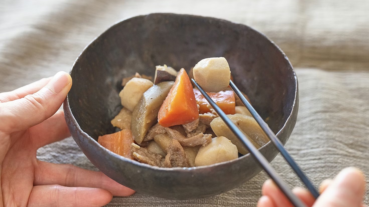 電子レンジで作る肉じゃが